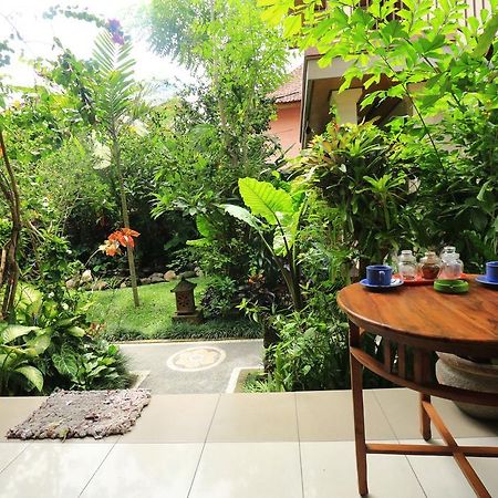 אובוד Frangipani Bungalow מראה חיצוני תמונה
